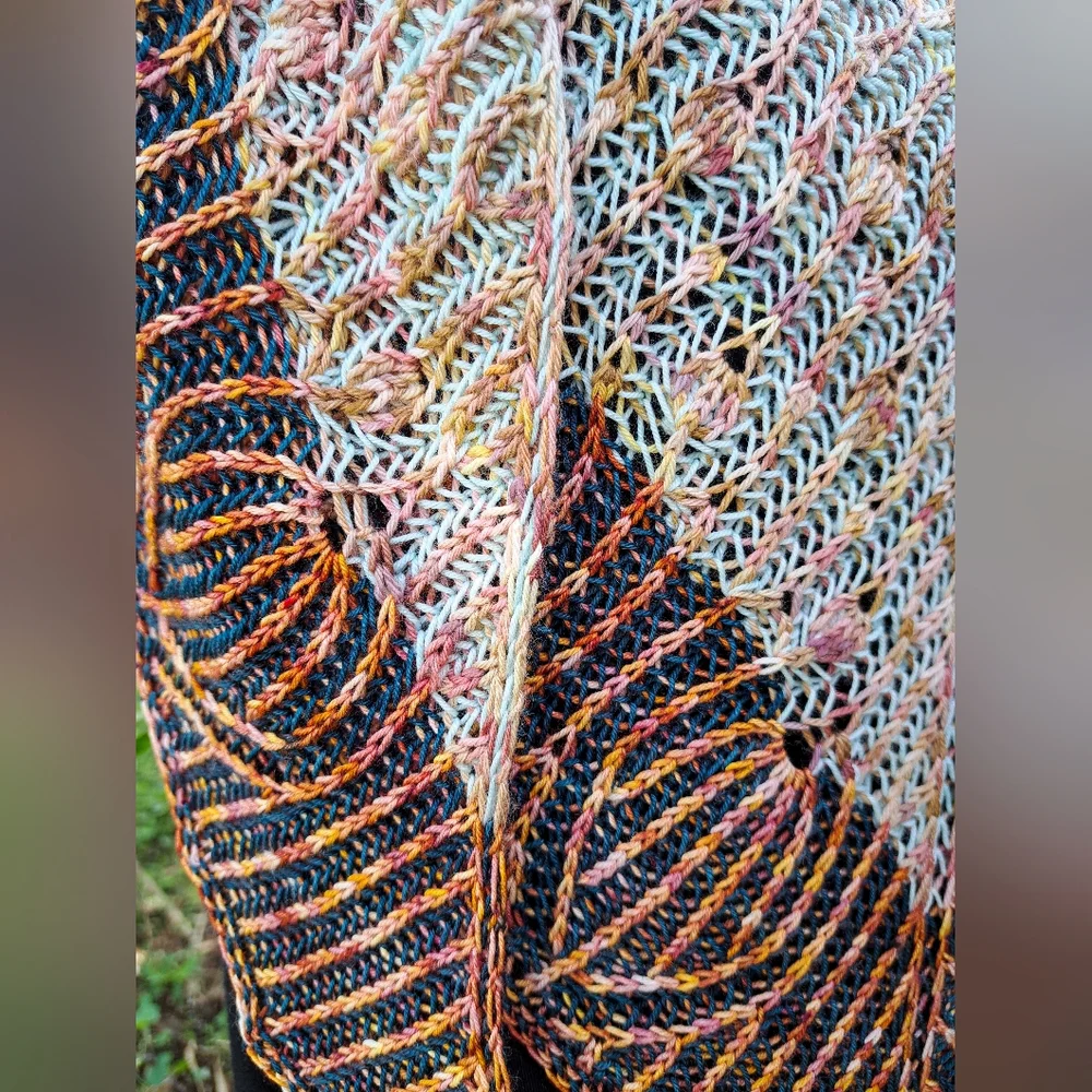 Hand Crafted OOAK Avantgarde Contemporary Reversible Knit Shawl Orange Pink - Picture 12 of 16